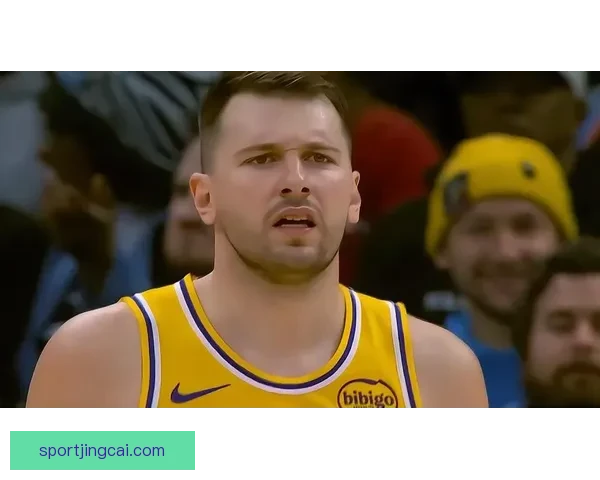 东契奇疯狂三月超强表现 高难度三分接连命中 比上次得分王更具统治力